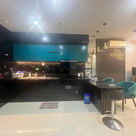 Ha Do Centrosa Building , Ba Thang Hai Street, Distrist 10-2